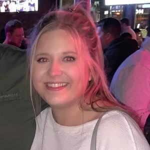 Meet your Posher, Alex